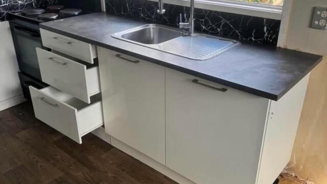 Projects - 16 Katrina Place
